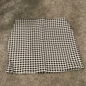 Free when bundled! Cute forever 21 mini skirt